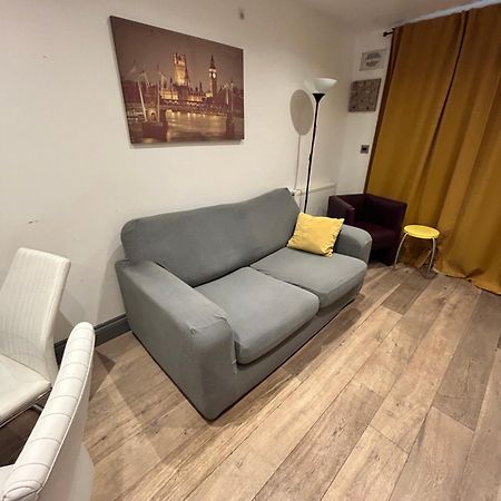 Classic Brixton City Apartment ลอนดอน ภายนอก รูปภาพ